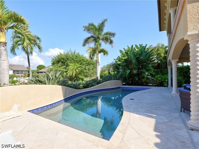 918 Limpet DR, Sanibel, FL 33957