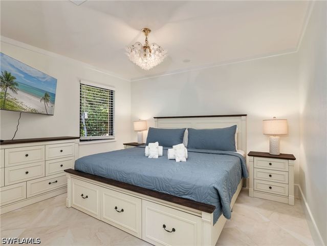 918 Limpet DR, Sanibel, FL 33957