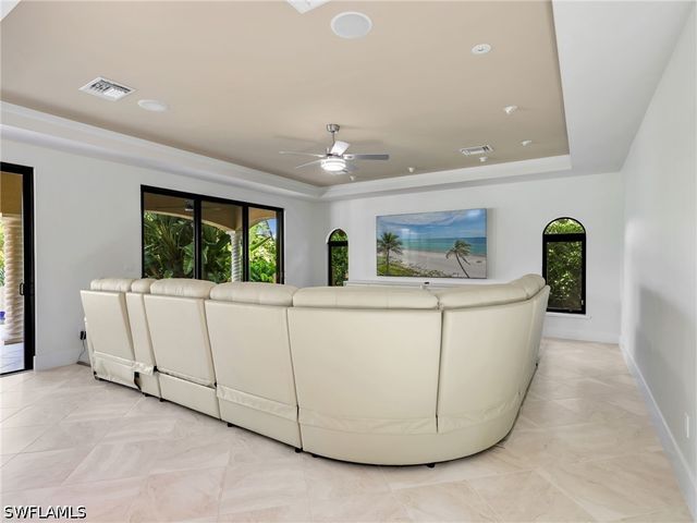 918 Limpet DR, Sanibel, FL 33957