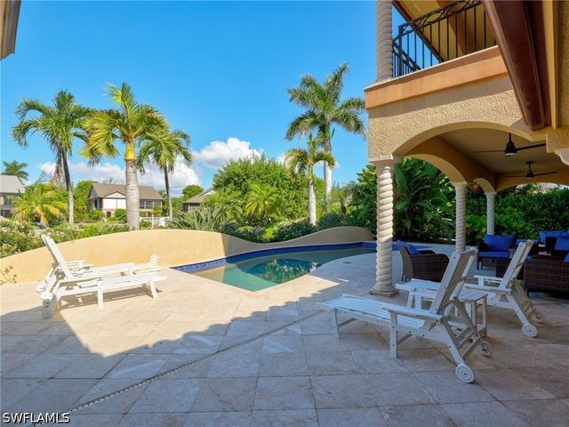 918 Limpet DR, Sanibel, FL 33957