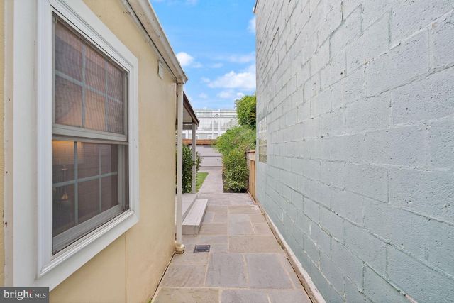 431 RIDGE ST NW, Washington, DC 20001