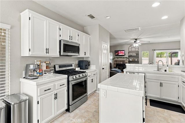 45344 Tiana Rose, Lancaster, CA 93536