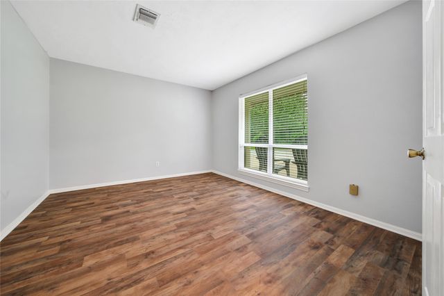 1618 Hamblen Road, Kingwood, TX 77339