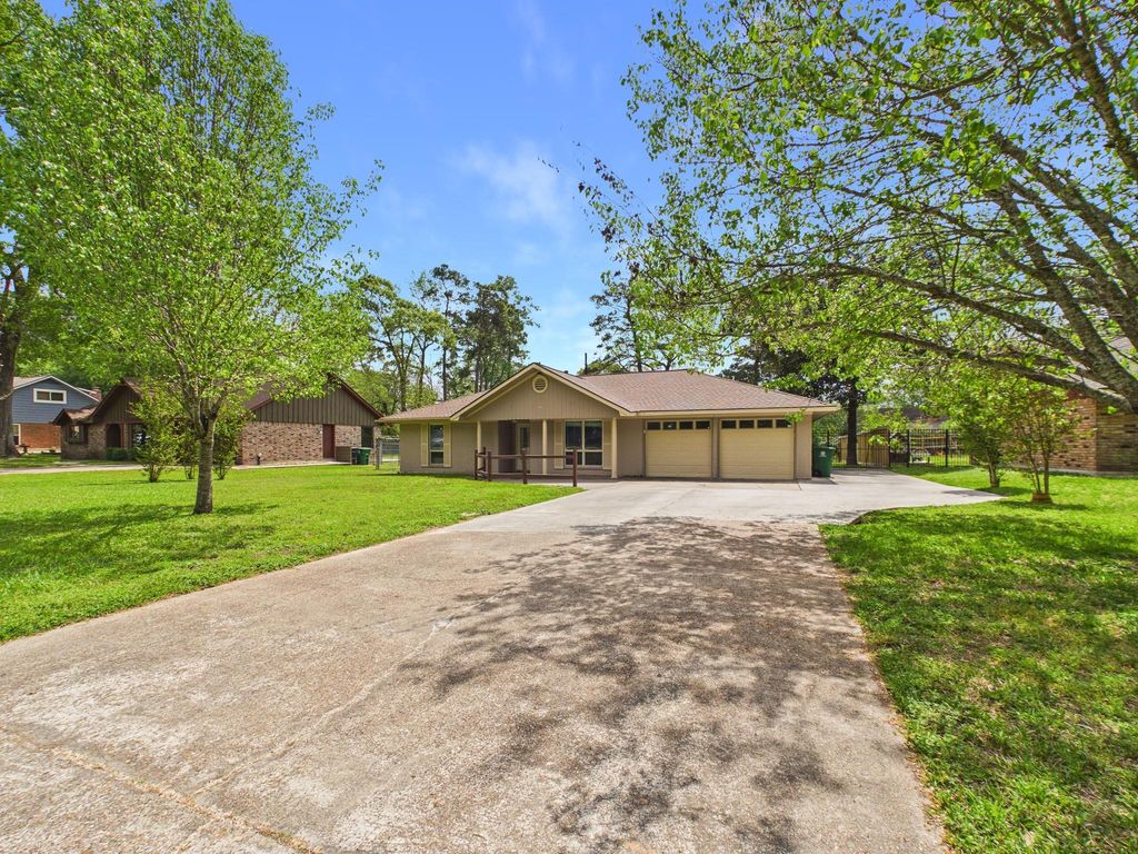 1618 Hamblen Road, Kingwood, TX 77339
