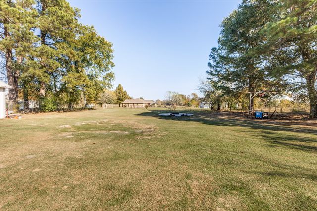 2011 VZ County Road 4123, Canton, TX 75103