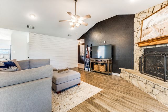 2011 VZ County Road 4123, Canton, TX 75103