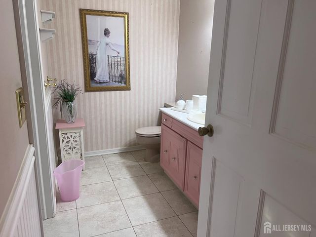111 Hanover Lane Lane A, Monroe, NJ 08831