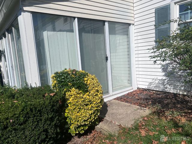 111 Hanover Lane Lane A, Monroe, NJ 08831