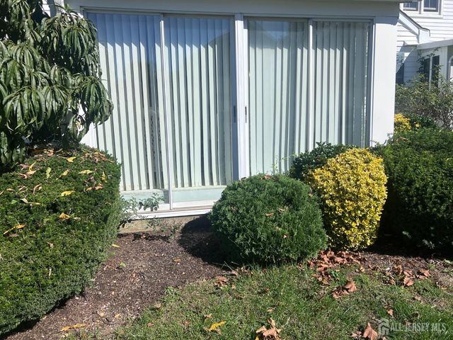 111 Hanover Lane Lane A, Monroe, NJ 08831