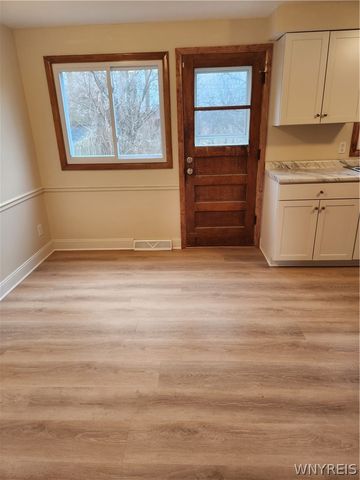 114 East Summerset Lane, Amherst, NY 14228