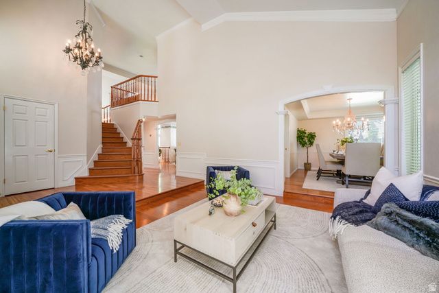1576 E BRIDLEBROOK CIR, Salt Lake City, UT 84117