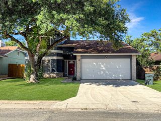 8426 Maple Ridge, San Antonio, TX 78239