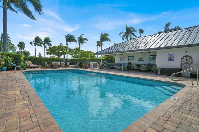 181 Atlantis Boulevard C, Atlantis, FL 33462