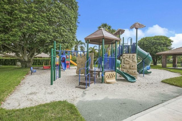 181 Atlantis Boulevard C, Atlantis, FL 33462