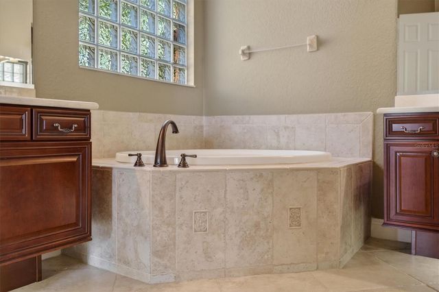 1447 CARING COURT, Maitland, FL 32751