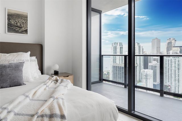 159 NE 6th St 3808, Miami, FL 33132