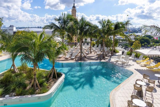 159 NE 6th St 3808, Miami, FL 33132