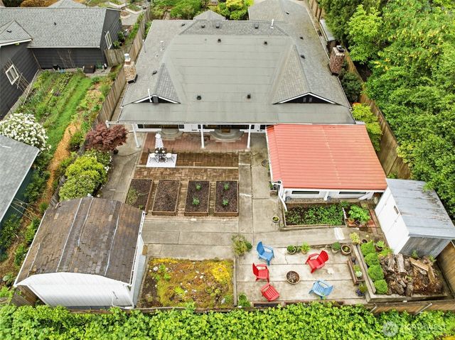 13009 6th Place SW, Burien, WA 98146
