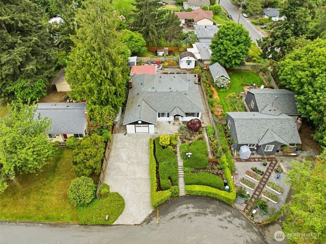 13009 6th Place SW, Burien, WA 98146