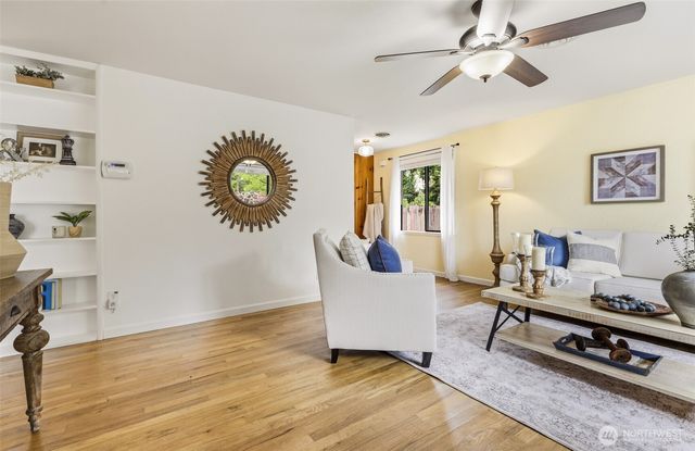 13009 6th Place SW, Burien, WA 98146