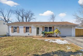 713 Saint Norbert Drive, Cahokia, IL 62206