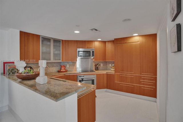 2627 S Bayshore Drive 506, Coconut Grove, FL 33133