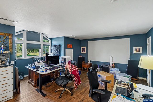 660 Snead Dr N, Keizer, OR 97303