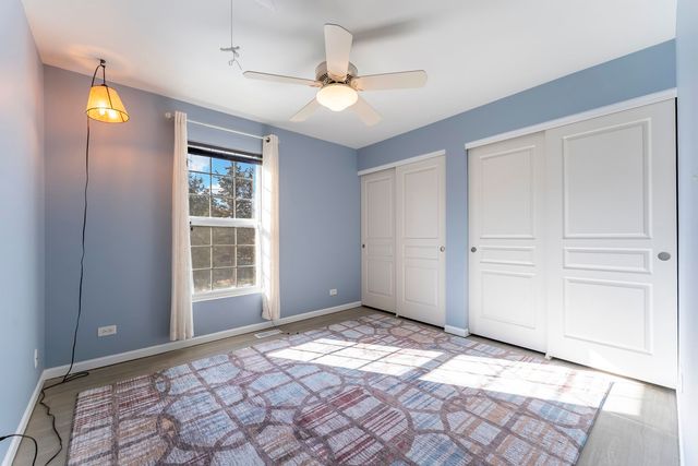 794 Pointe Drive 794, Crystal Lake, IL 60014