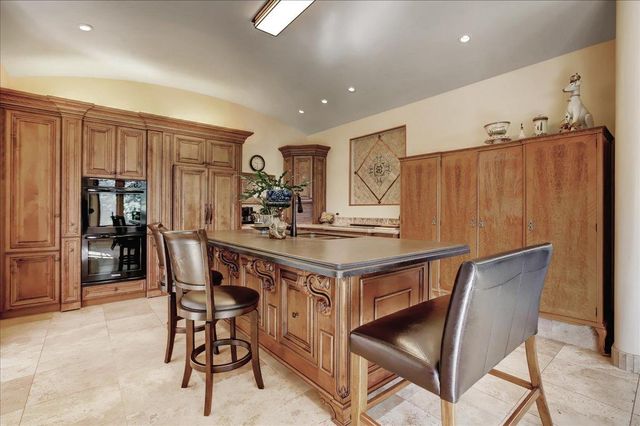 13629 Oak Forest Dr, Grass Valley, CA 95945