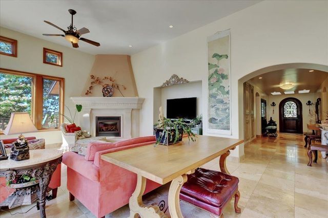 13629 Oak Forest Dr, Grass Valley, CA 95945