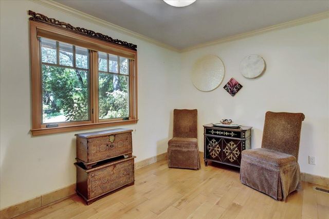13629 Oak Forest Dr, Grass Valley, CA 95945