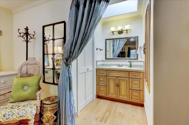 13629 Oak Forest Dr, Grass Valley, CA 95945