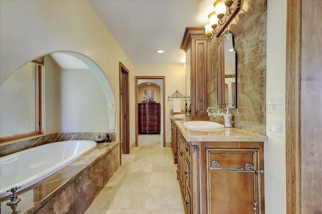 13629 Oak Forest Dr, Grass Valley, CA 95945
