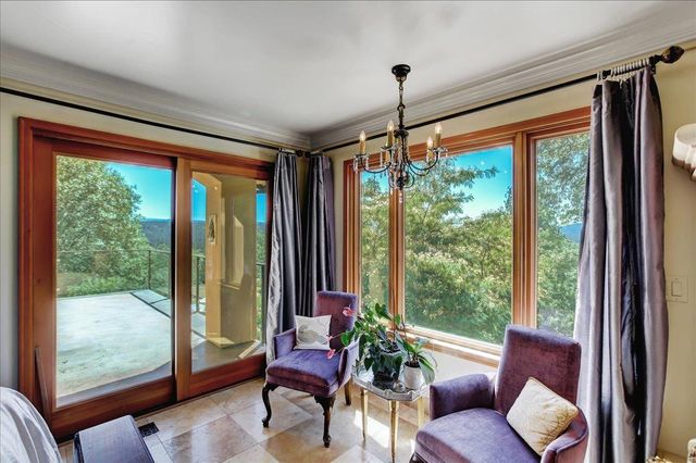 13629 Oak Forest Dr, Grass Valley, CA 95945