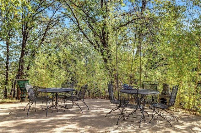 13629 Oak Forest Dr, Grass Valley, CA 95945