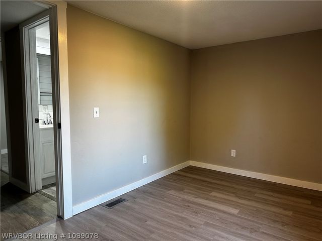 2100 Horne Street, Lavaca, AR 72941