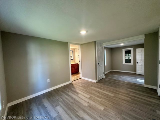 2100 Horne Street, Lavaca, AR 72941