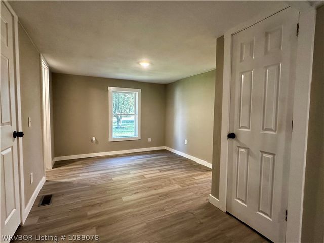 2100 Horne Street, Lavaca, AR 72941