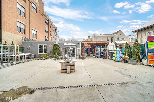 2312 W Touhy Avenue, Chicago, IL 60645