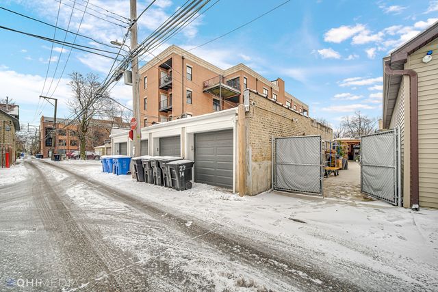 2312 W Touhy Avenue, Chicago, IL 60645