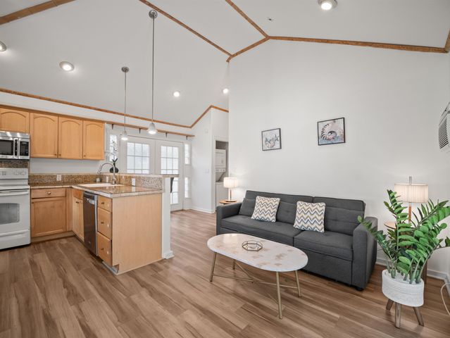 2611 Lioholo Pl, Kihei, HI 96753