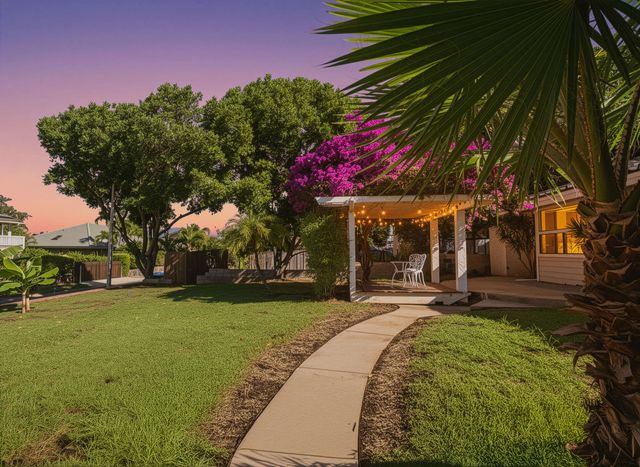 2611 Lioholo Pl, Kihei, HI 96753