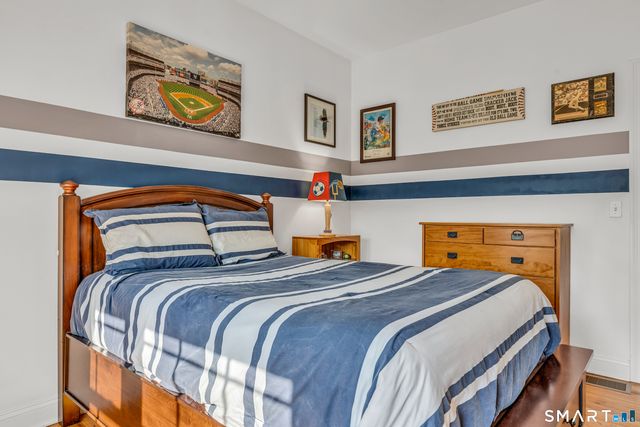 2 Ridge Valley Road, Newtown, CT 06482