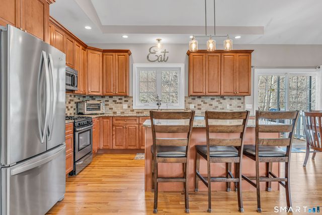 2 Ridge Valley Road, Newtown, CT 06482