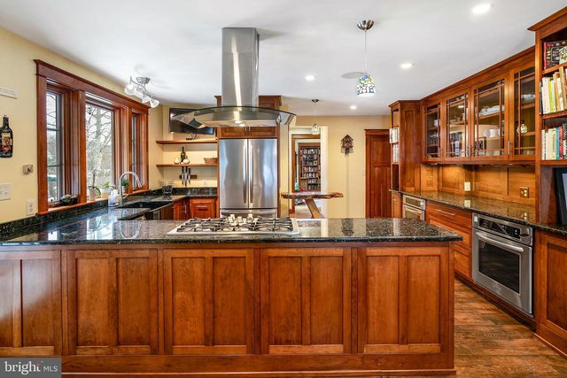 2800 GREENVALE ST, Chevy Chase, MD 20815