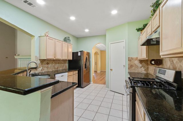 1306 Coppercrest Drive, Spring, TX 77386