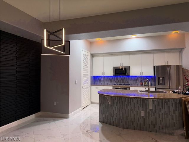 56 East Serene Avenue 402, Las Vegas, NV 89123