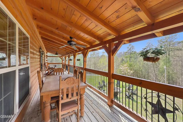 1238 Mossy Cove Way, Sevierville, TN 37876