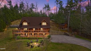 1238 Mossy Cove Way, Sevierville, TN 37876