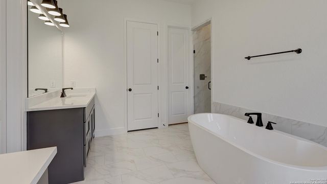 129 Brown Swiss Ridge, Boerne, TX 78006